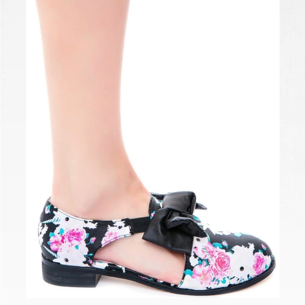 Iron Fist Buns N' Roses Oxford size 9 BRAND NEW IN BOX
